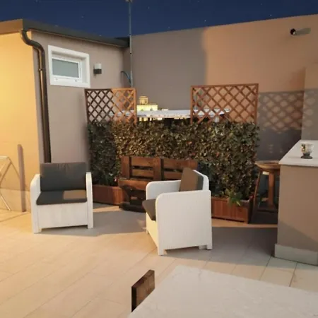 Grace بيت للعطل أفولا